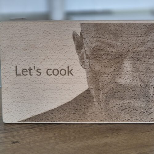 Personalised Wooden Cutting Board with Engraving